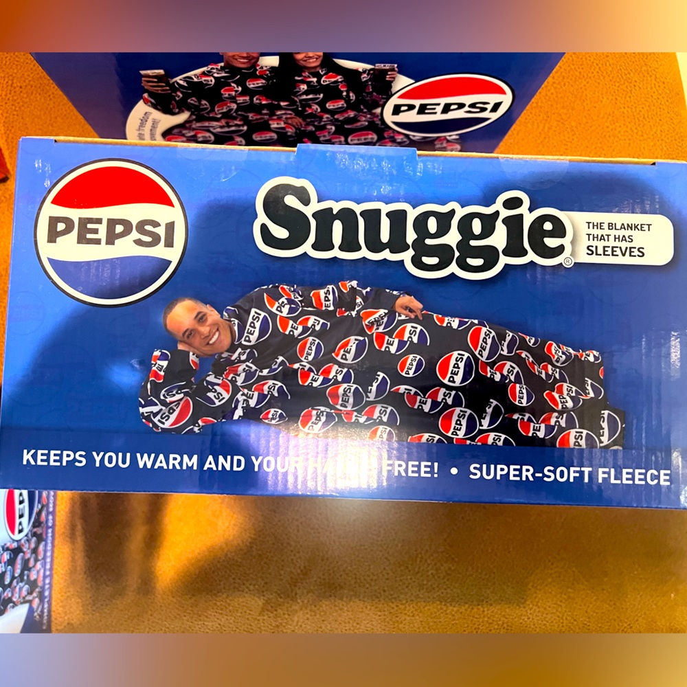 A Pepsi Snuggie!!!